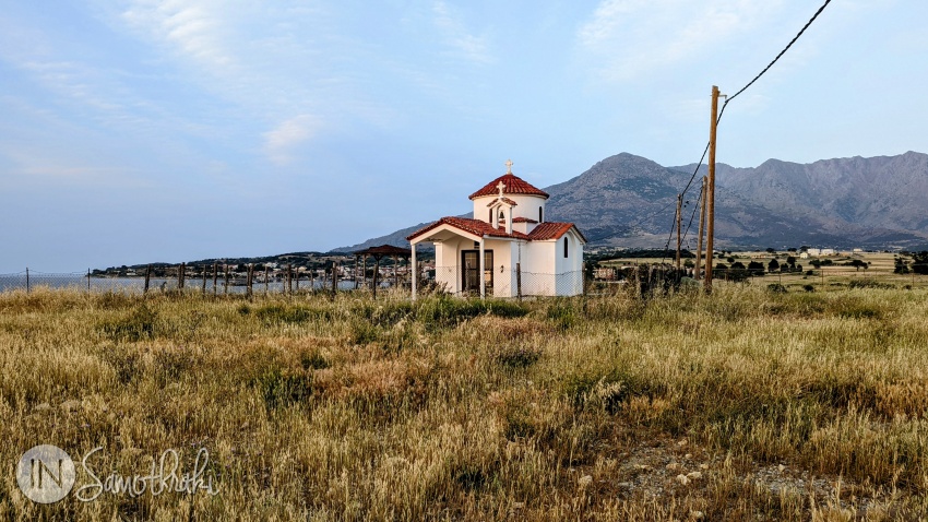 Biserica Agios Nikolaos, construită în anul 2001